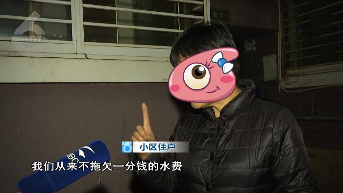 DƬ